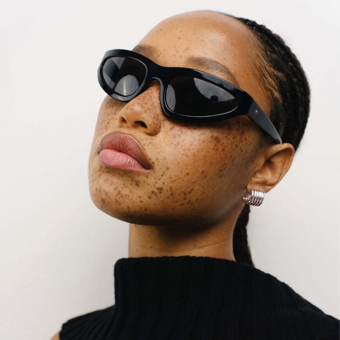 Sham in Gloss Black