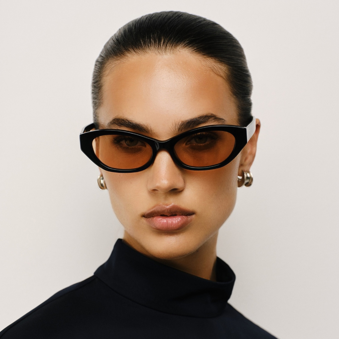 Dani in Gloss Black Brown Lens