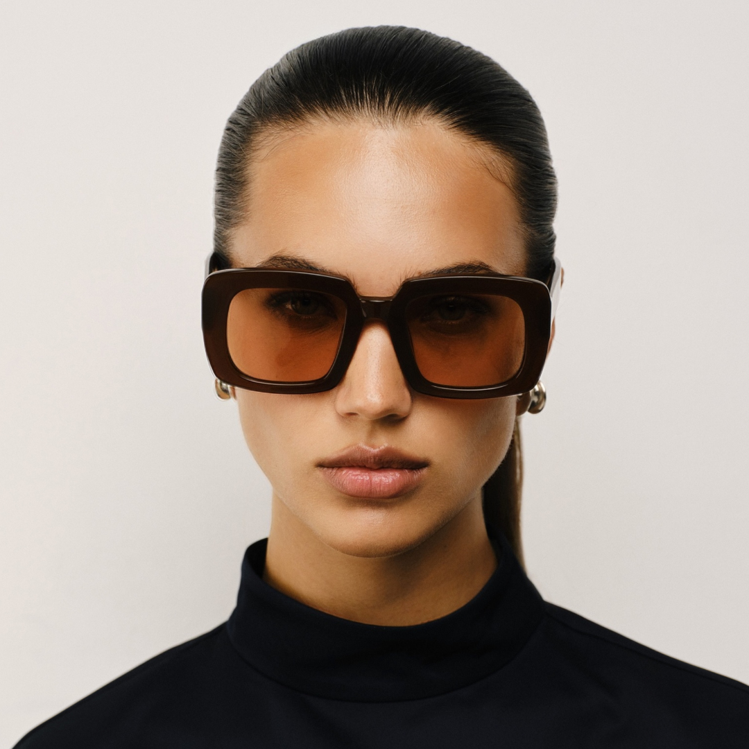 Maya in Gloss Brown